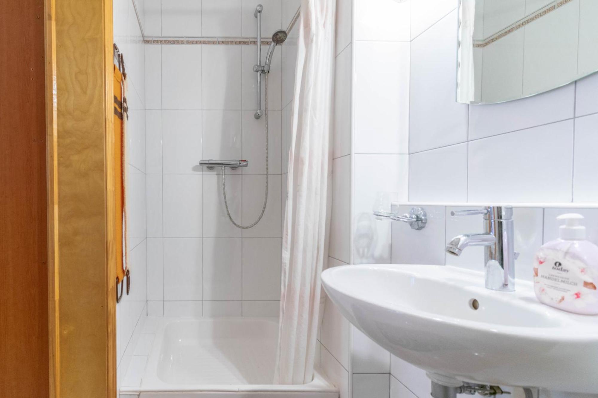 Apartment Kristina Dujmovic Baška Voda Habitación foto