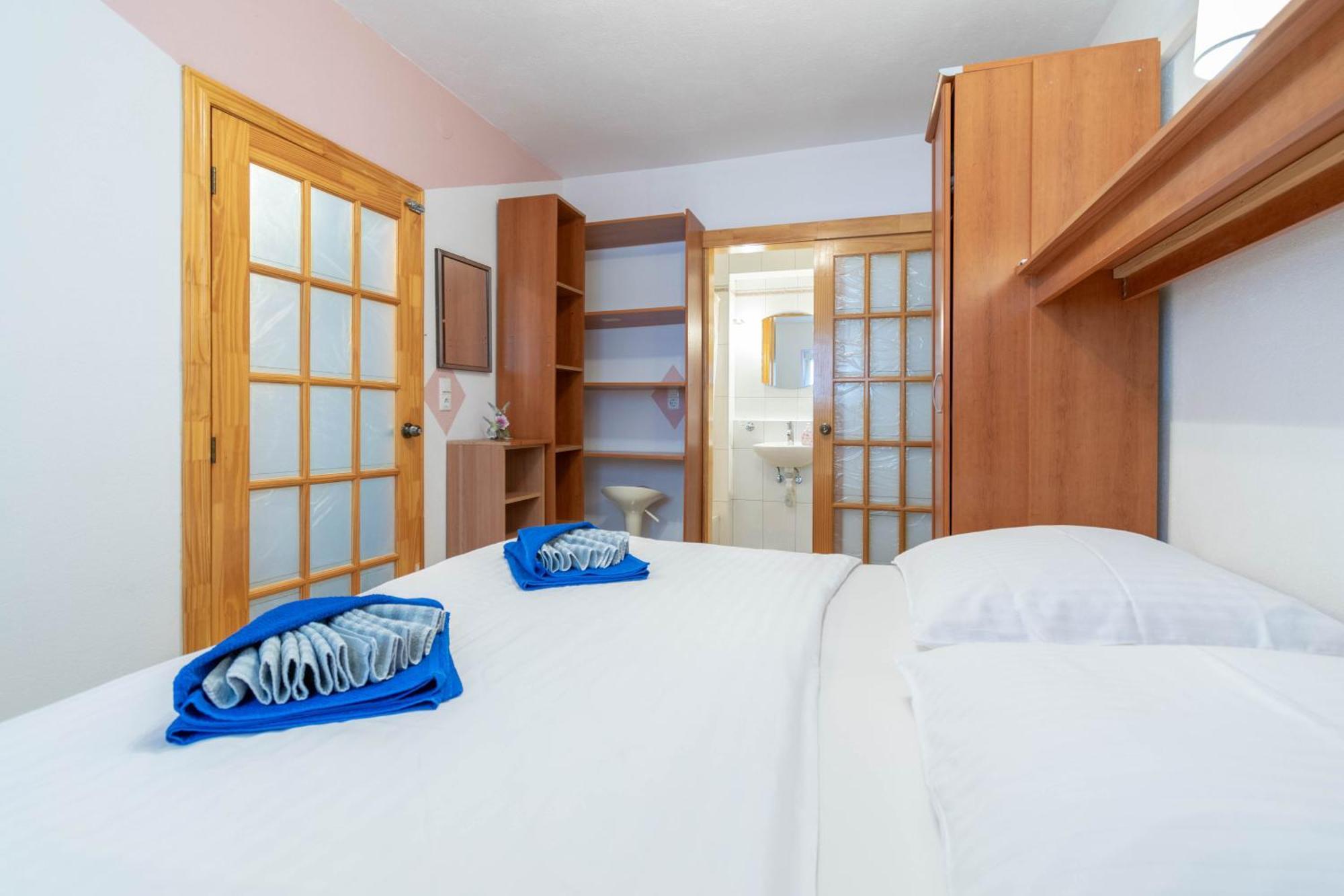 Apartment Kristina Dujmovic Baška Voda Habitación foto