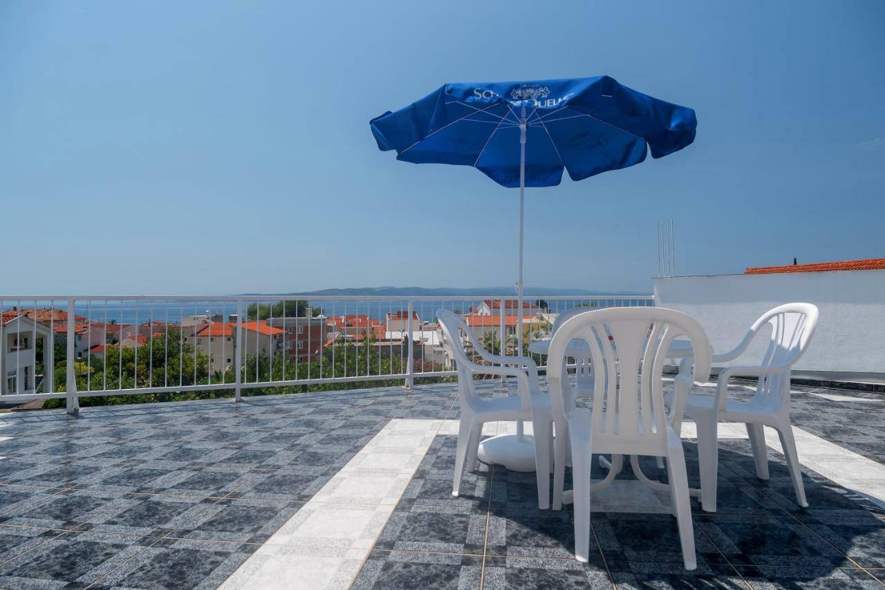 Apartment Kristina Dujmovic Baška Voda Exterior foto